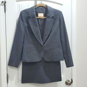Pendleton Women’s Grey Virgin Wool Skirt Suit, Pristine